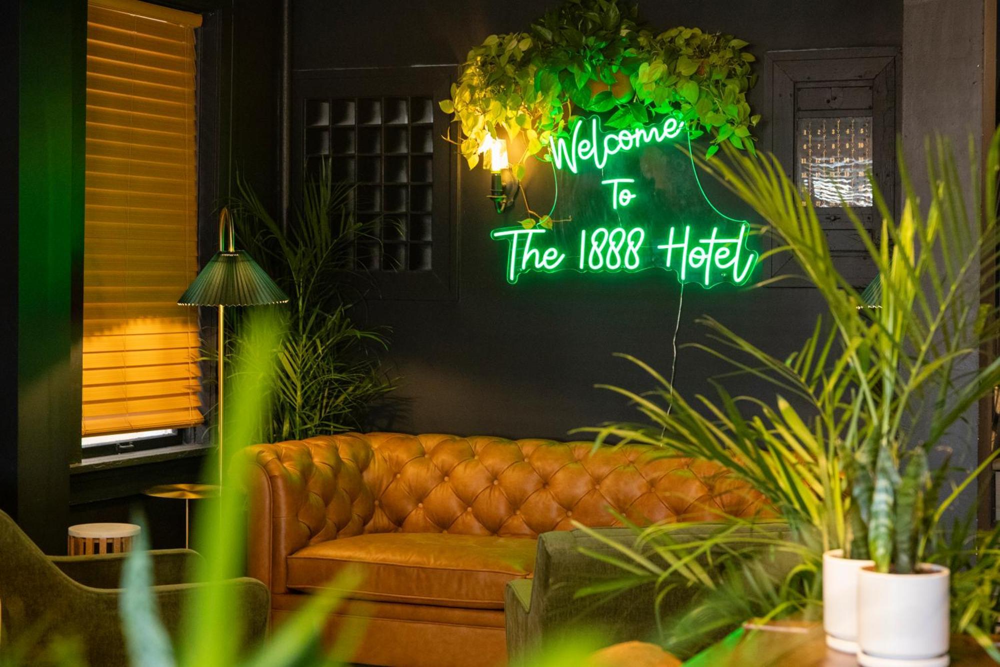 The 1888 Hotel เซนต์ปีเตอร์สเบิร์ก ภายนอก รูปภาพ